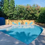 Grand De 4 Etoiles Hotel Nîmes