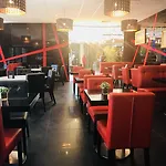 Grand De 4 Etoiles Hotel 4*