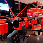 Grand De 4 Etoiles Hotel 4*