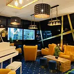 Hotel Grand De 4 Etoiles