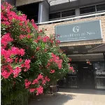 Grand De 4 Etoiles Hotel 4*