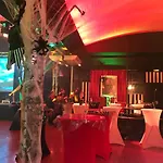 Grand De 4 Etoiles Hotel