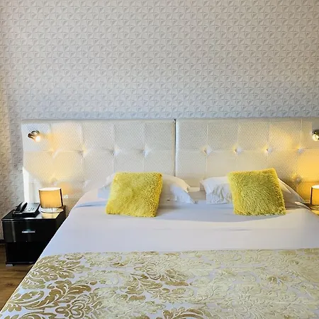 Hotel Grand De 4 Etoiles