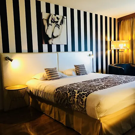 Grand De 4 étoiles 4* Nîmes