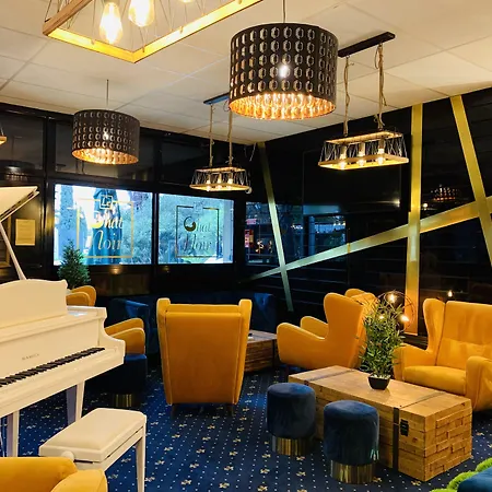 Hotel Grand De 4 étoiles