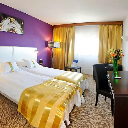 Hotel Grand De 4 Etoiles 4*