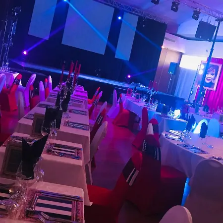 Grand De 4 Etoiles Hotel 4*