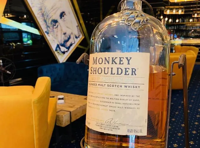 Grand De 4 étoiles Hotel 4*