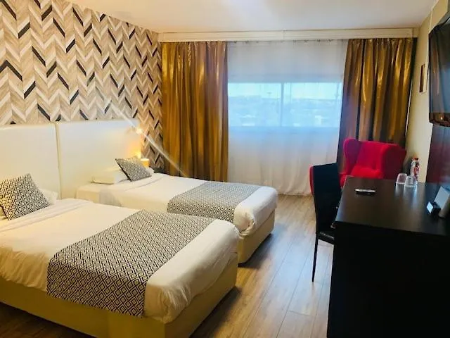 Hotel Grand De 4 étoiles 4*