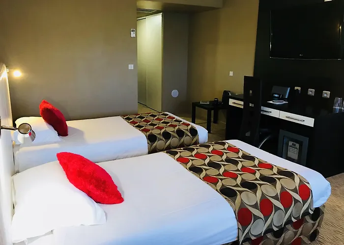 Grand De 4 étoiles Hotel