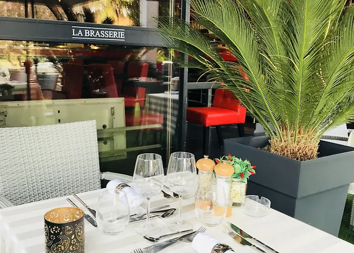 Grand De 4 Etoiles 호텔