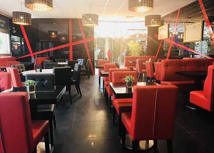 Grand De 4 étoiles Hotel 4*