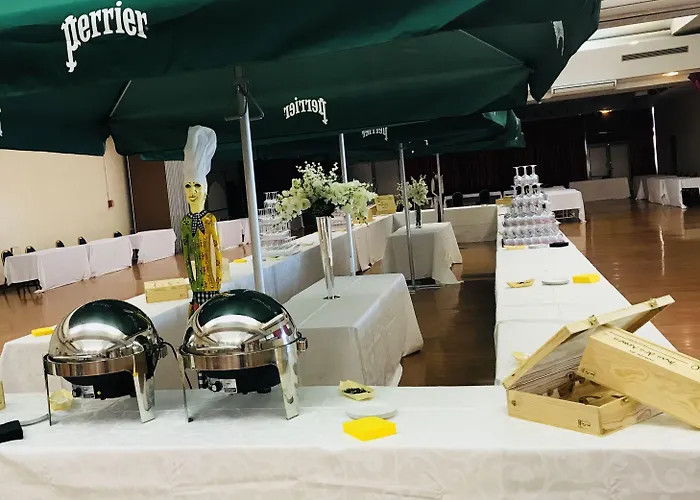 Grand De 4 étoiles Hotel 4*