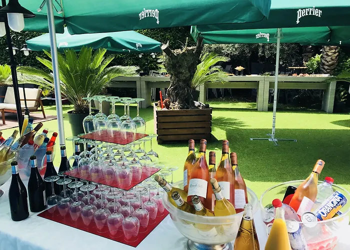 Grand De 4 étoiles Hotel 4*