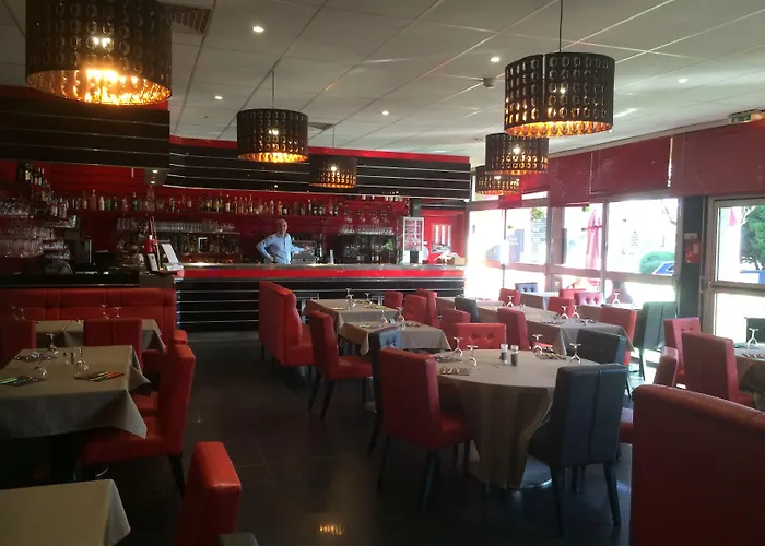 Grand De 4 étoiles Hotel 4*