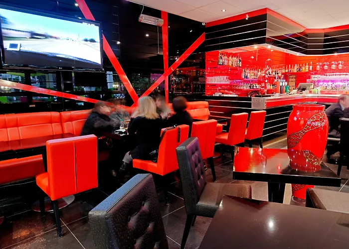 Grand De 4 Etoiles 호텔 4*