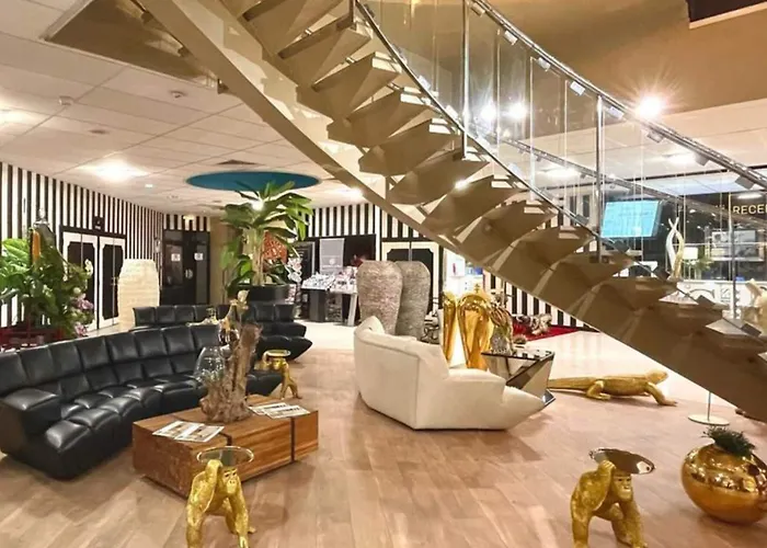 Grand De 4 étoiles 4* Nîmes