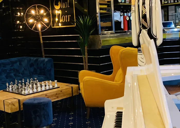 Grand De 4 étoiles Nîmes