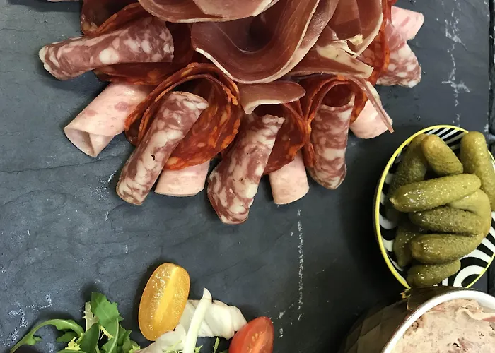 Grand De 4 étoiles Hotel