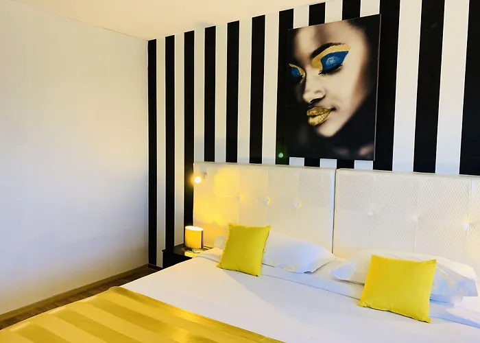 Grand De 4 étoiles Hotel Nîmes