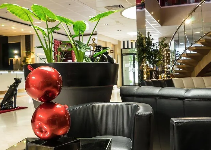 Grand De 4 étoiles 4* Nîmes